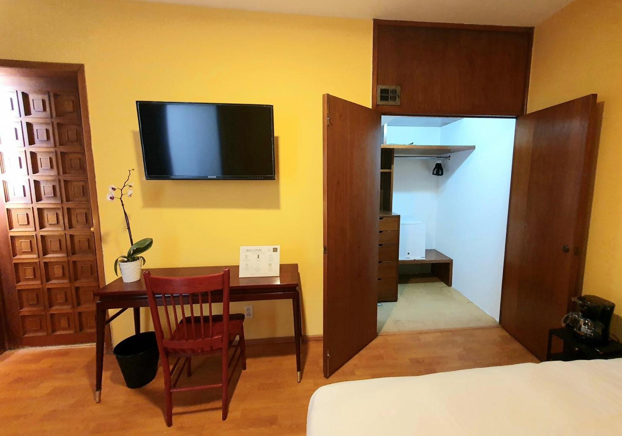 Lindas Suites Eugenio Sue مدينة مكسيكو المظهر الخارجي الصورة